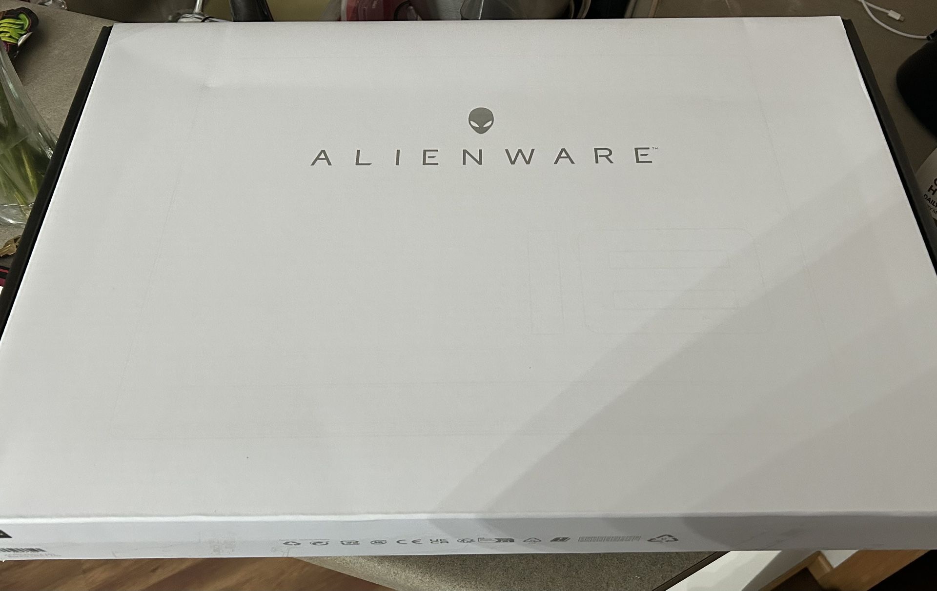 ALIENWARE M18 R1