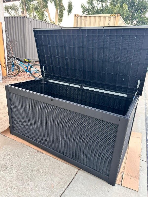Deck Box 260 Gallons.