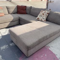 Sectional Sofa 
