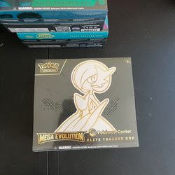 Mega evolutions gardevoir Pokemon center ETB