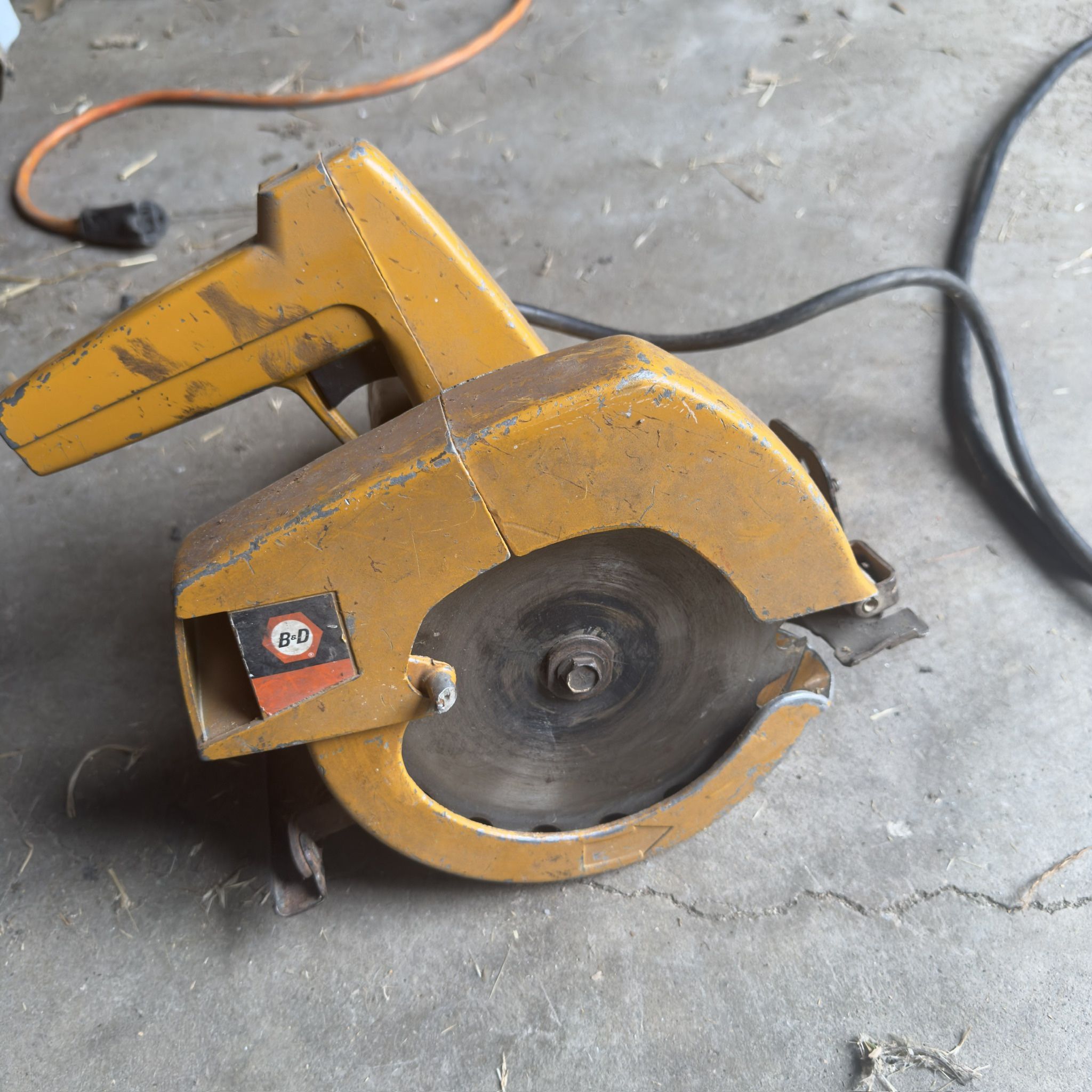 Black And Decker Saw