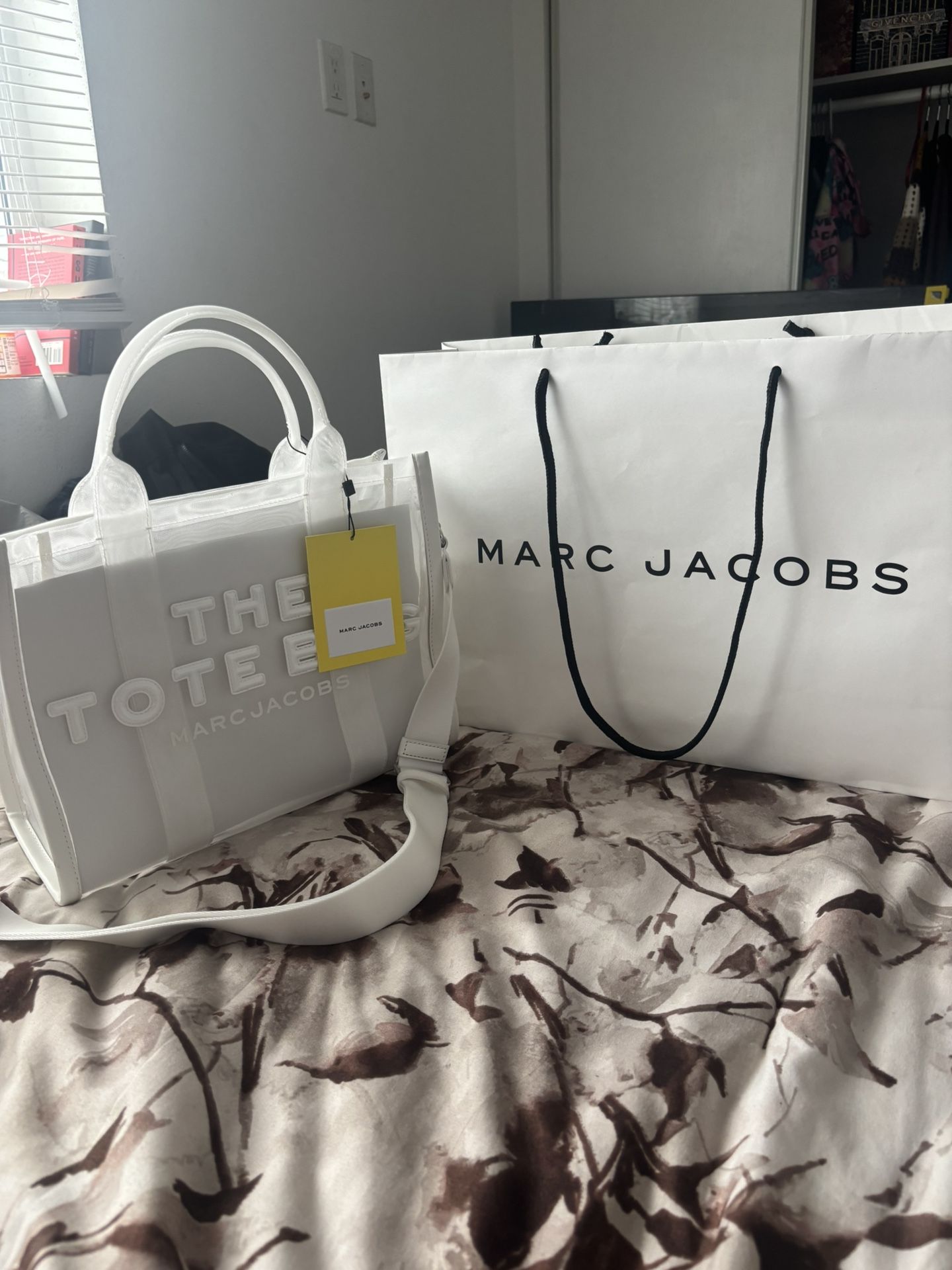 MARC JACOBS TOTE BAG