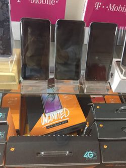 Brand New IPhone 6 64 Gun Unlocked