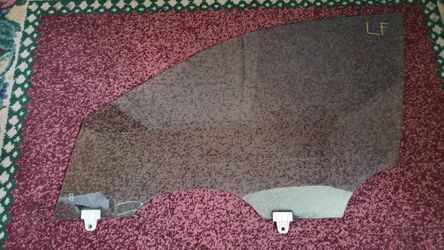 For Sale: 03-06 Infiniti G35 Driver Glass Window