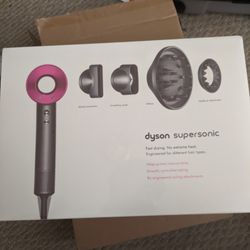 Dyson Supersonic BRAND NEW IN BOX SEALED