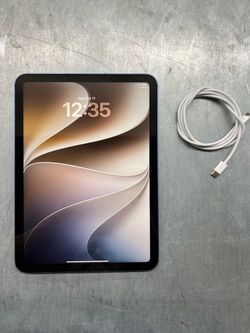 Apple iPad 11” A16 chip 128GB model A3355