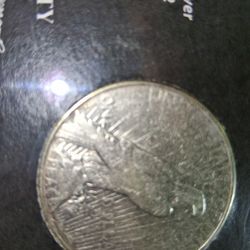 1923 S. SILVER Peace Dollar....