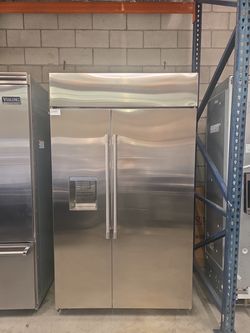 Monogram ZISS480DNSS
48 Inch Counter Depth Built-In Side by Side Smart Refrigerator with 28.6 Cu. Ft. Total Capacity, Advanced Temperature Management