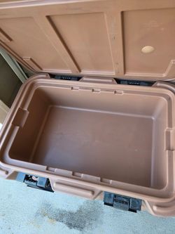 Cambro Storage