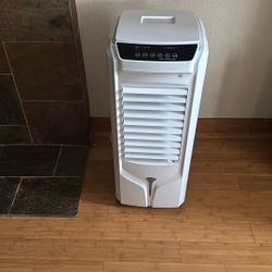Evaporative air cooler /AC / Air Conditioner 
