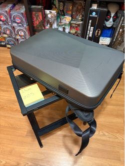 Laptop hardshell backpack