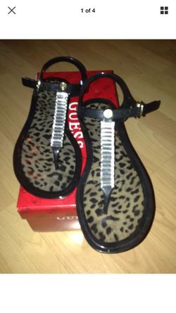 Guess Women’s Nemo jelly flat sandals size 6 NIB