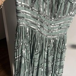 Women’s dress size 0