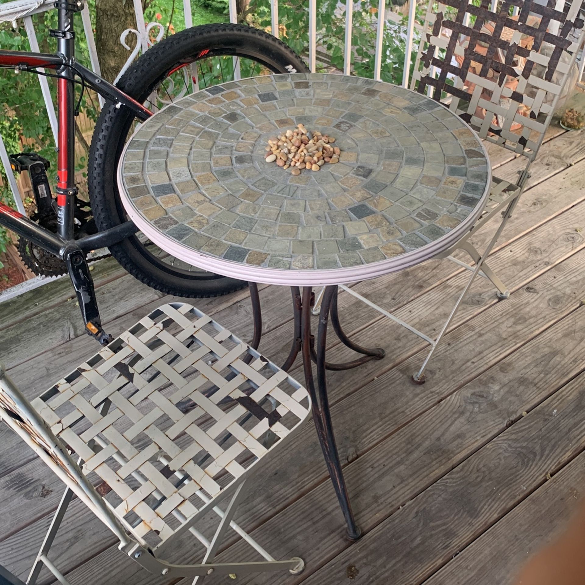 IRON TABLE AND CHAIR PATIO SET 