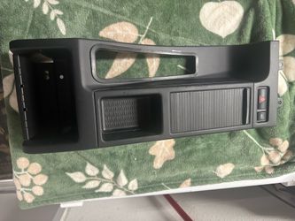 99 - 06 LHD Schwarz OEM BMW E46 Short Euro Style Center Console