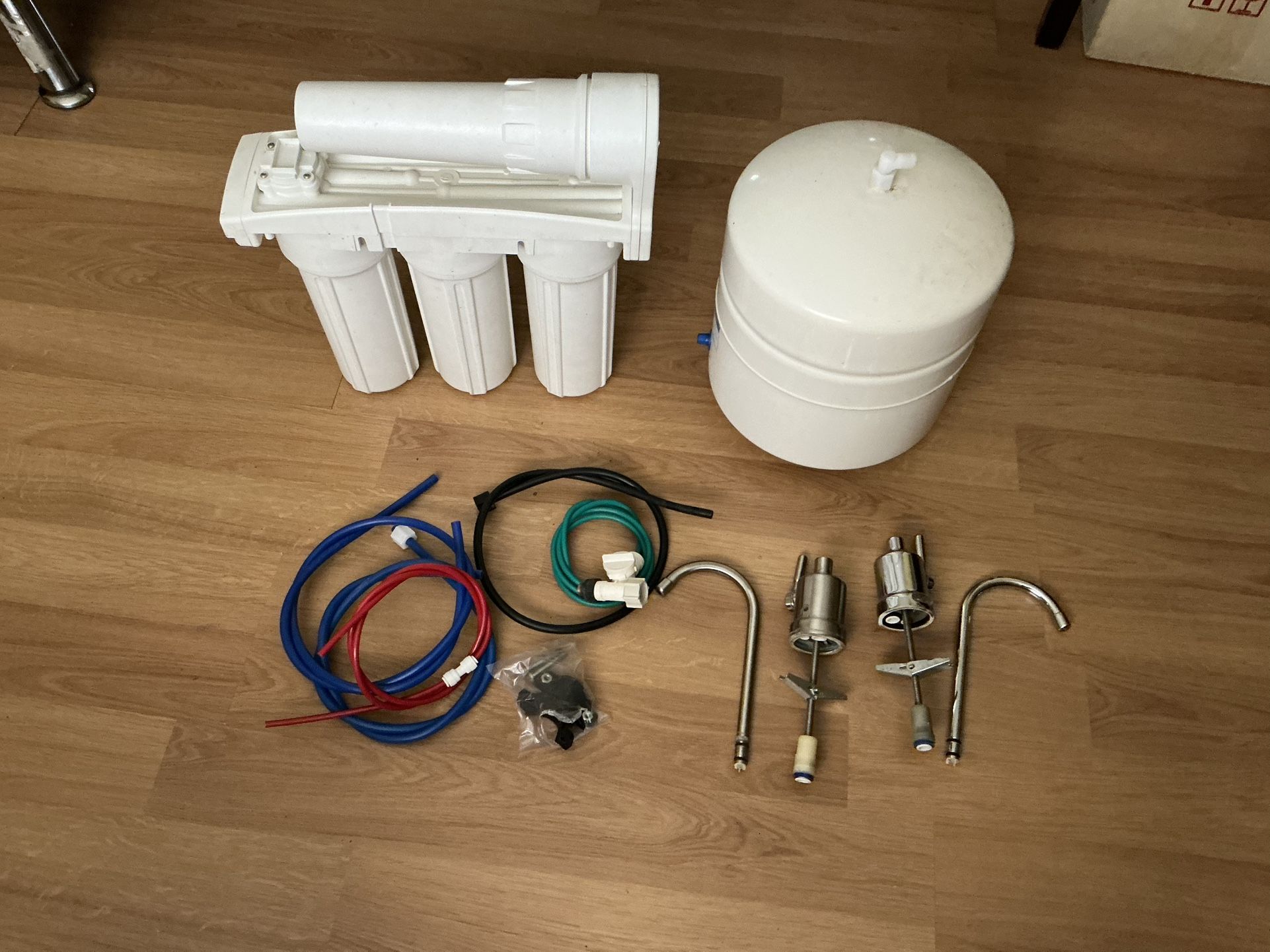 Water Filter System Under Sink
