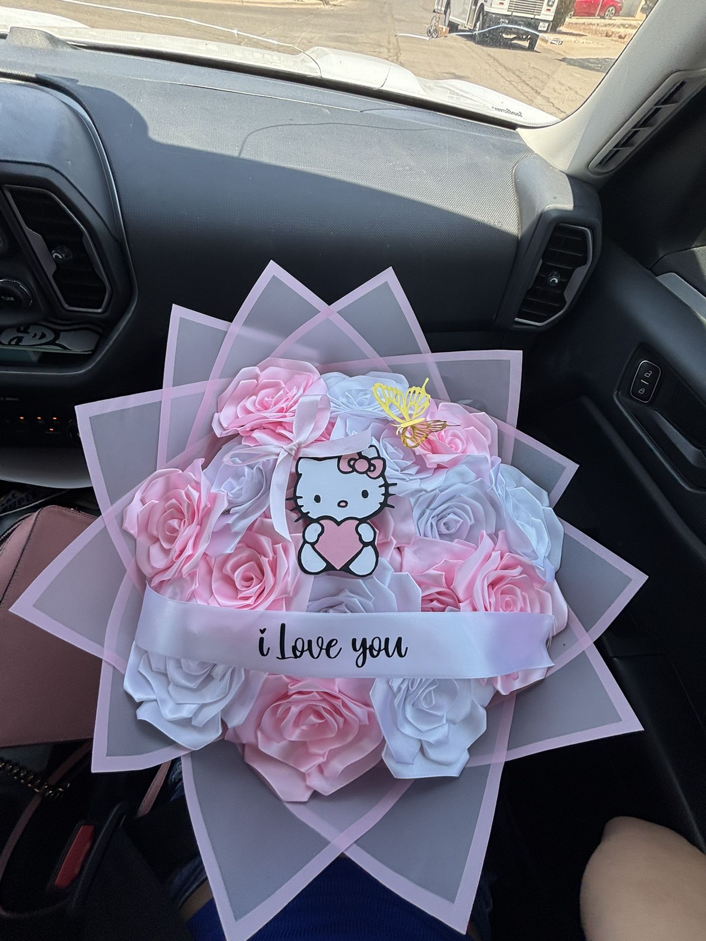 hello kitty bouquet