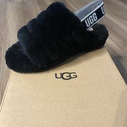 UGGS 
