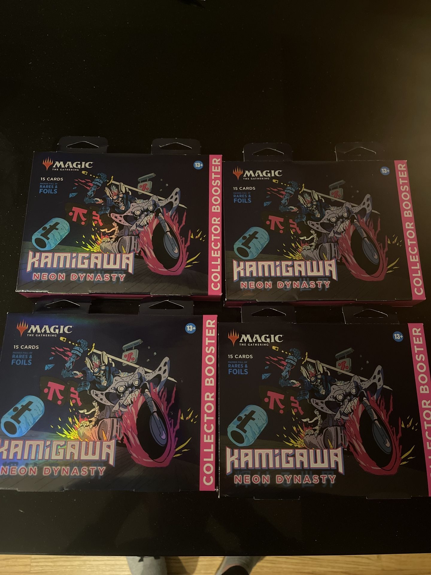 Magic Neon Dynasty Collectors Booster
