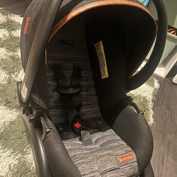 Rear Facing Car Seat and Base