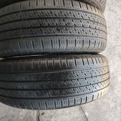 Pair of 2 used tires 215/65/r17‼️free instalation‼️