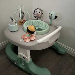 Baby Activity Center/Saucer