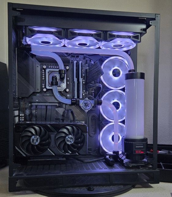 Gaming PC Watercooled Intel I7 Nvidia 4070 Super
