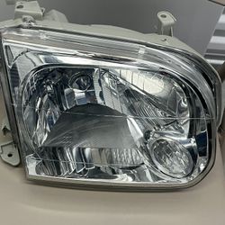 Headlight Tundra 2005 