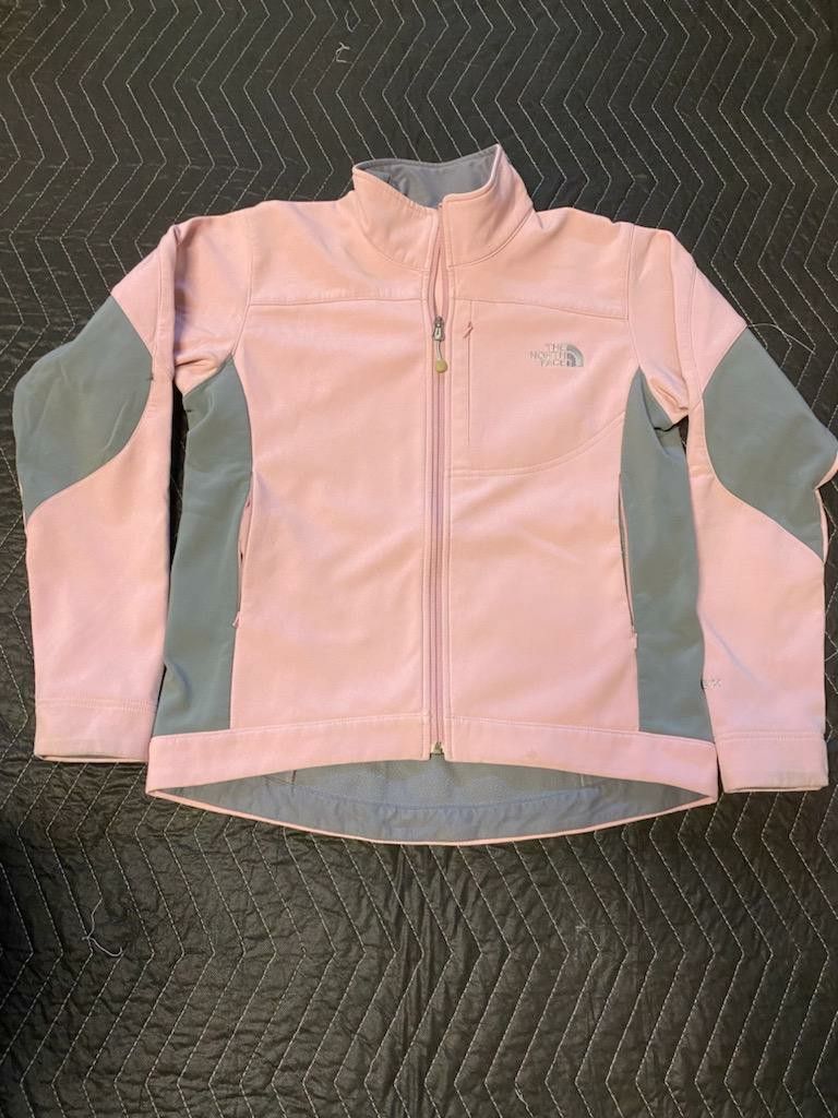4 The North face Jackets
