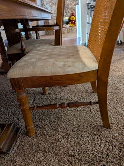 Dining room table