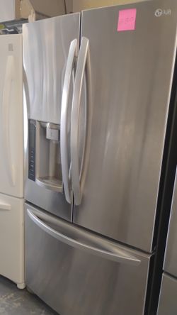 Nice LG stainless steel refrigerator