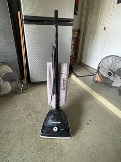 Vintage Eureka The Boss Upright Vacuum Cleaner Model 1934 - Tested & Working