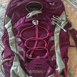 Osprey Women’s Tempest 9 Backpack