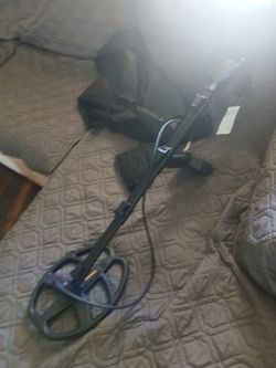 Metal detector