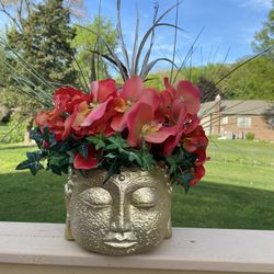 Very  Gorgeous  Vaes  With Flowers 