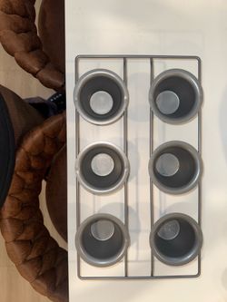 Nonstick baking muffin cup tray