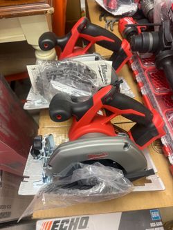 NEW MILWAUKEE 18V CIRCULAR SAW