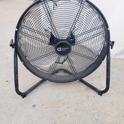 Fan -  3 Speed And Tilts
