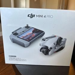 DJI Mini 4 Pro Fly More Combo