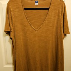 Old Navy V Neck Shirts
