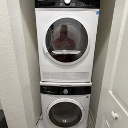 Brand New Avanti Washer And Dryer 