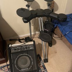 Simmons Electronic Drum Set & Simmons Monitor 