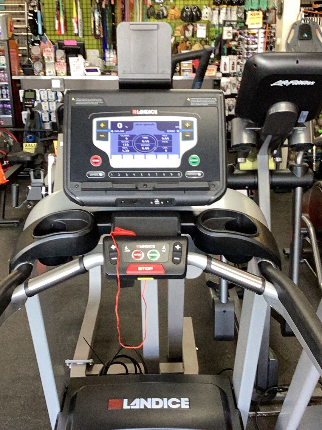 Landice L8 Treadmill With Orthopedic Belt And Pro Sport Console