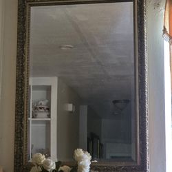 2 Mirror Frames 