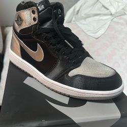 Air Jordan 1 Satin 