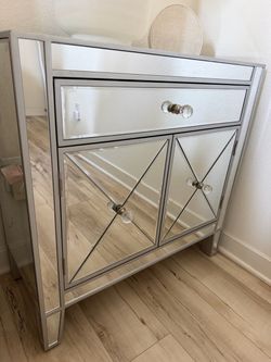 Mirrored nightstands
