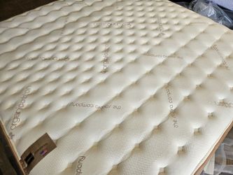 Saatva King Mattress
And Box Spring
Used good conditions 400 dlls Set free delivery