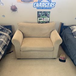 Loveseat Pull Out Couch