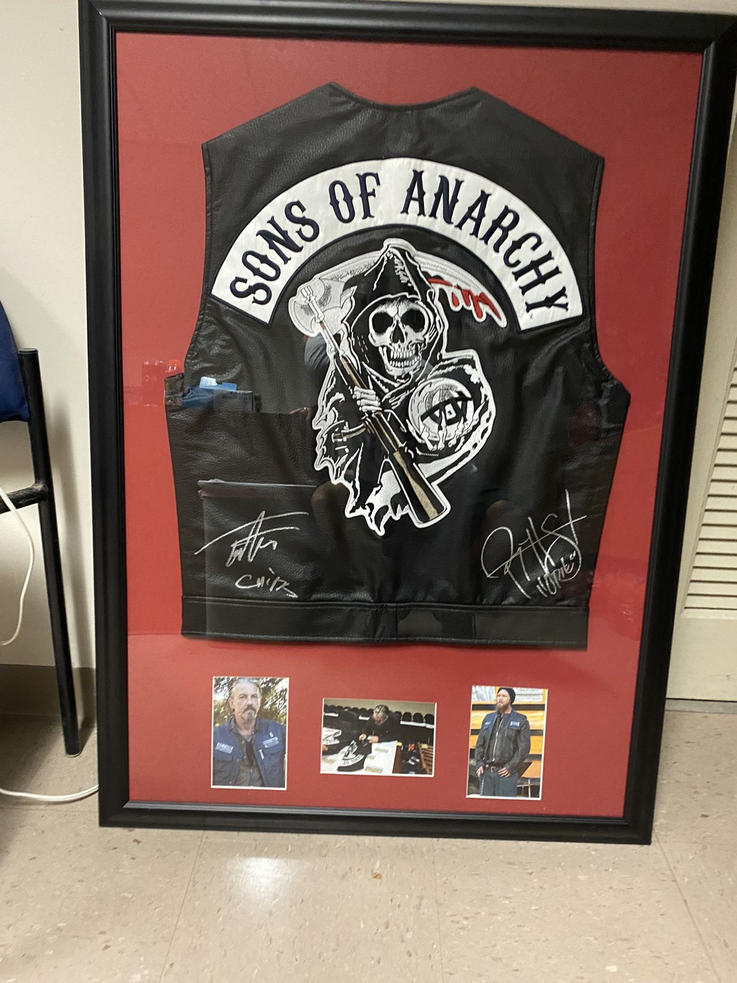 Sons Of Anarchy Framed Signed Vest By Tommy Flanagan “chibs” And Ryan Hurst “opie”