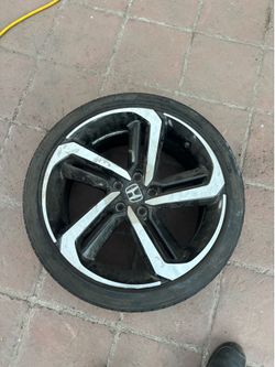 Honda Accord OEM rim 19